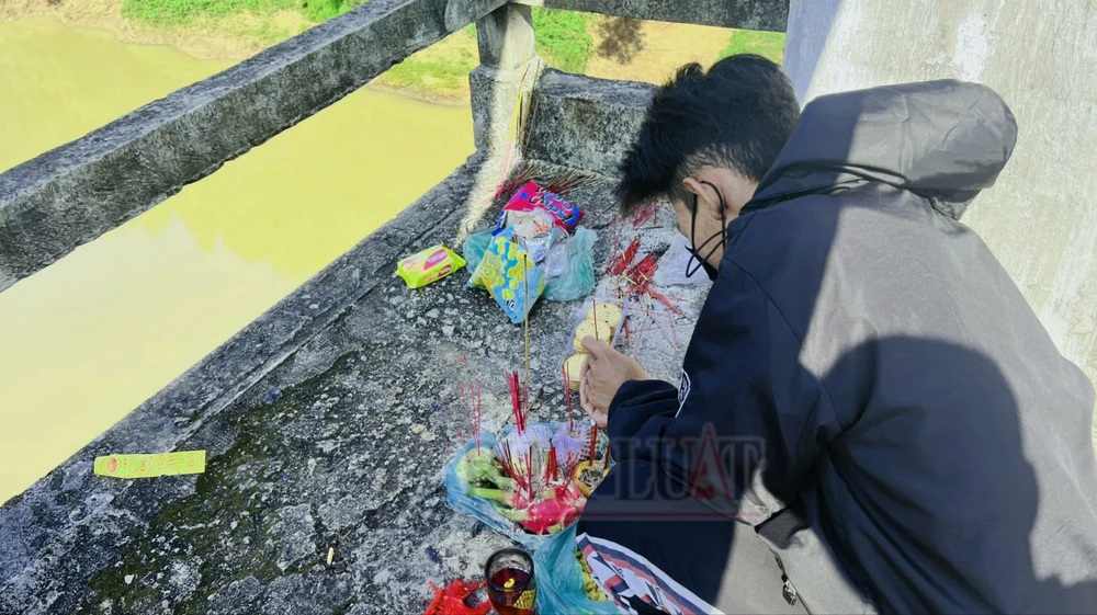 Cầu Gãy ở Bình Dương