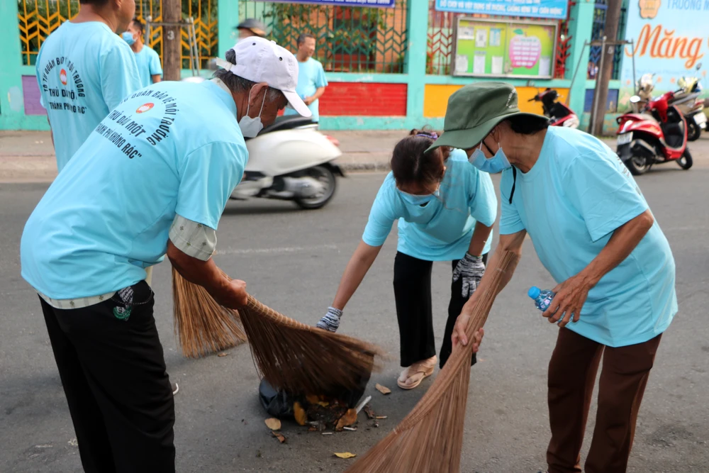 bình dương (4).JPG