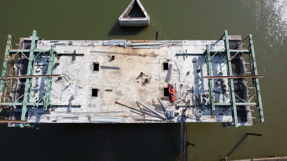 cầu bạch đằng (5).jpg