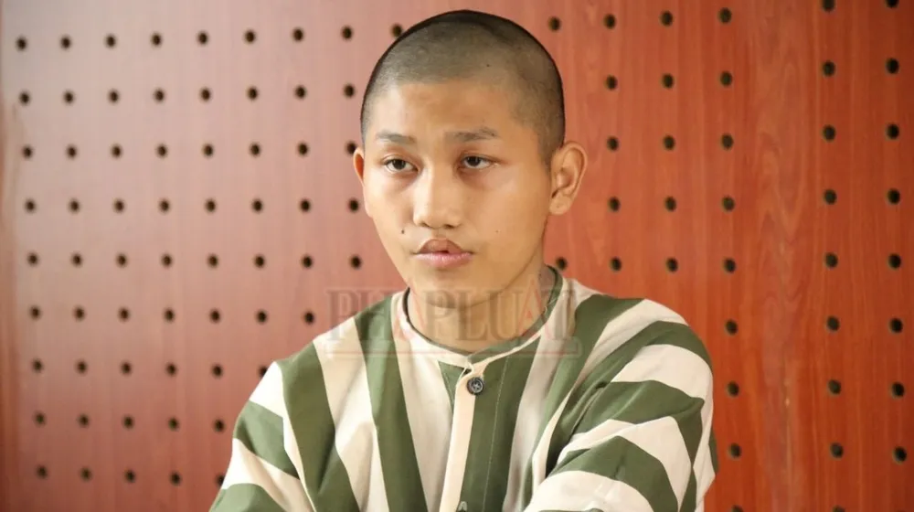 cướp điện thoại.jpg