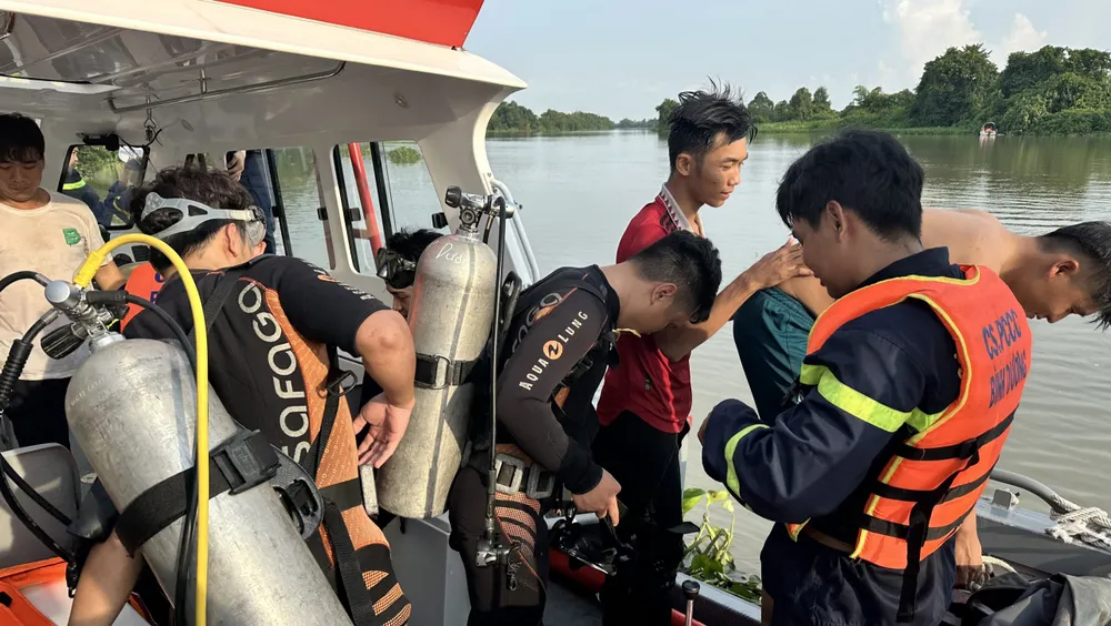 tắm sông đuối nước (5).jpg