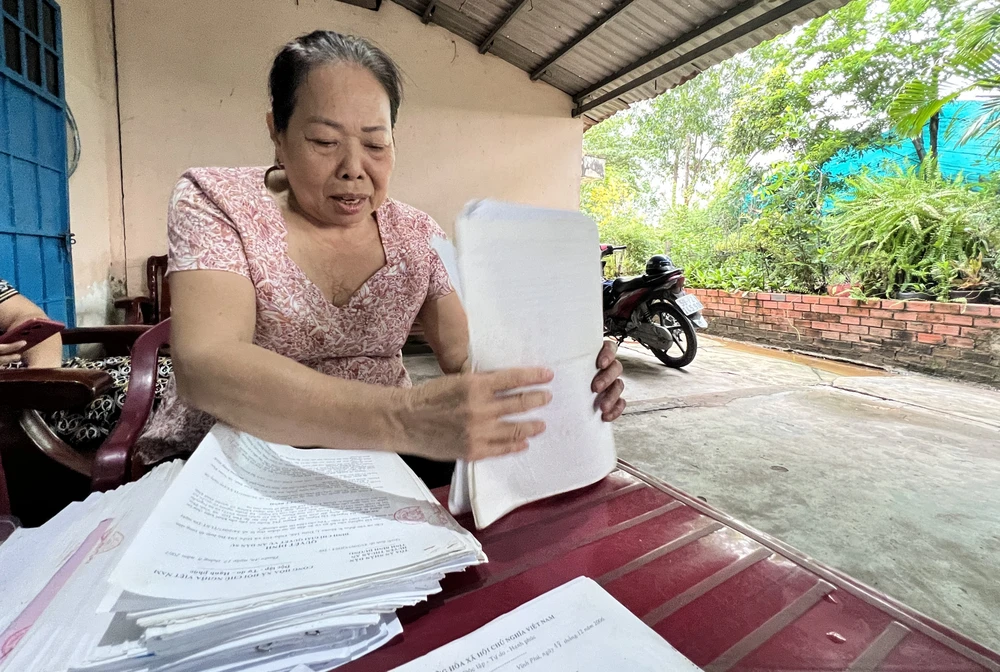 Bà Nguyễn Thị Ngọc đã theo đuổi vụ án suốt 17 năm. Ảnh: KHẢ DOANH IMG_9669.JPG