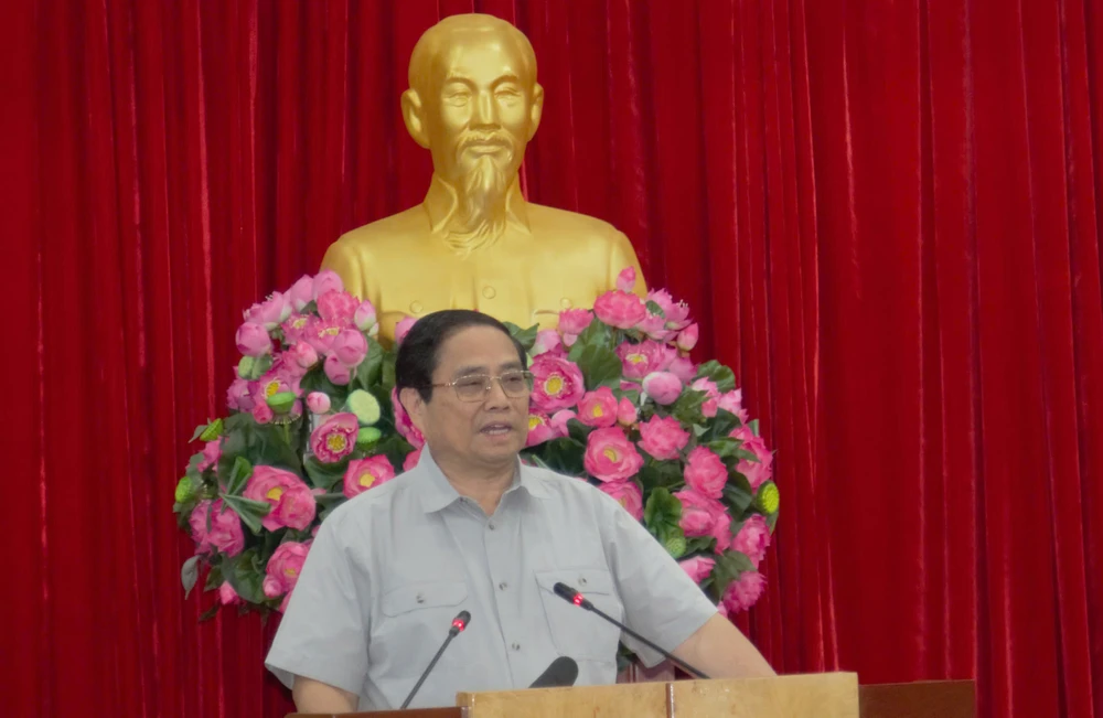 trực thuộc trung ương.jpg