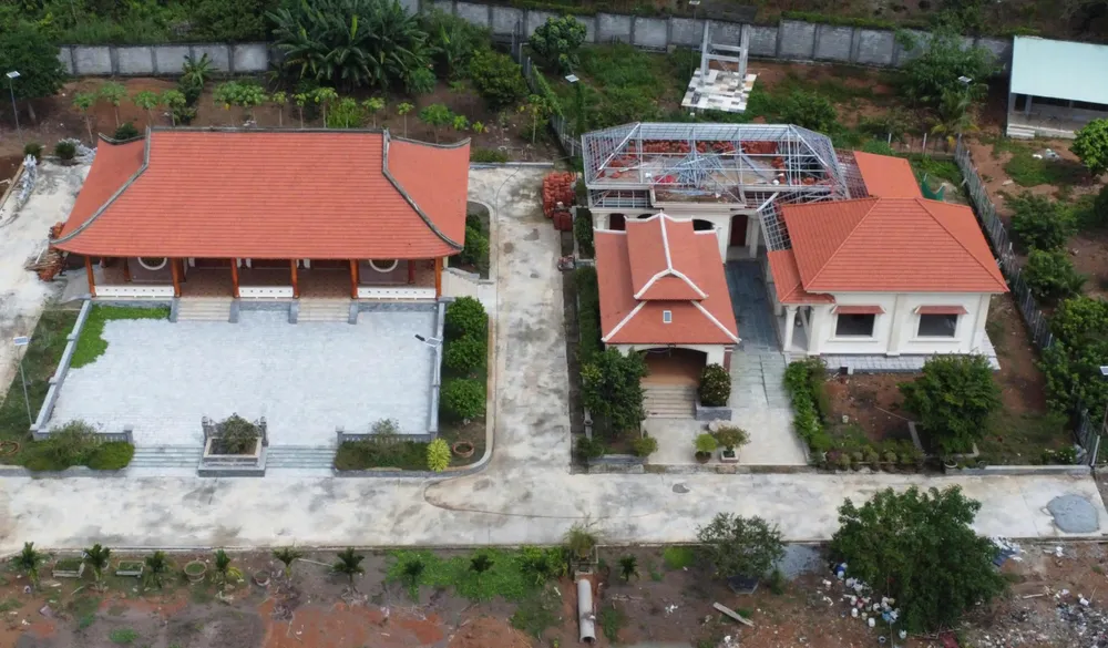 ‘Biệt phủ’ xây dựng sai phép.jpg