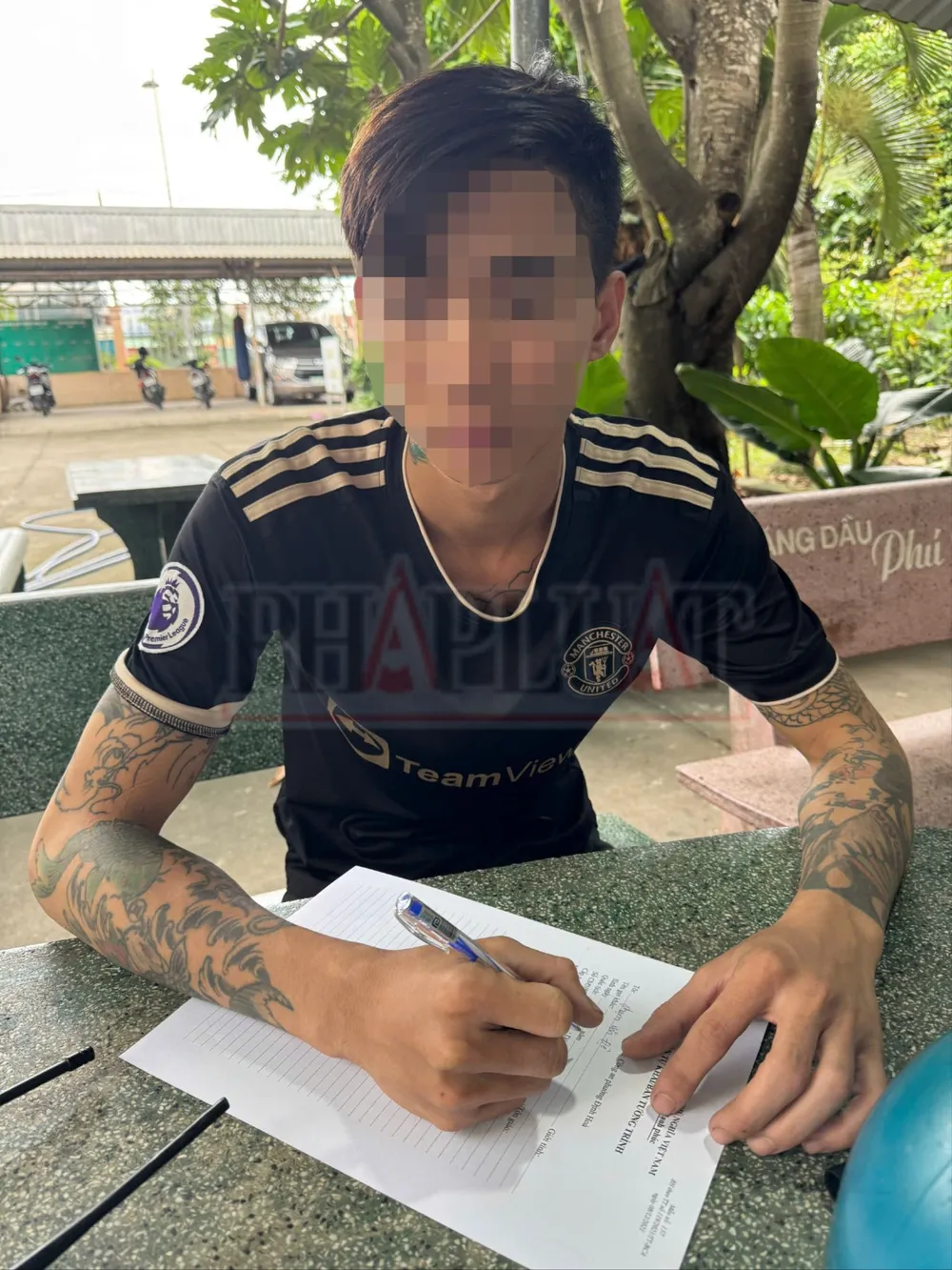 nam công nhân (1).jpg