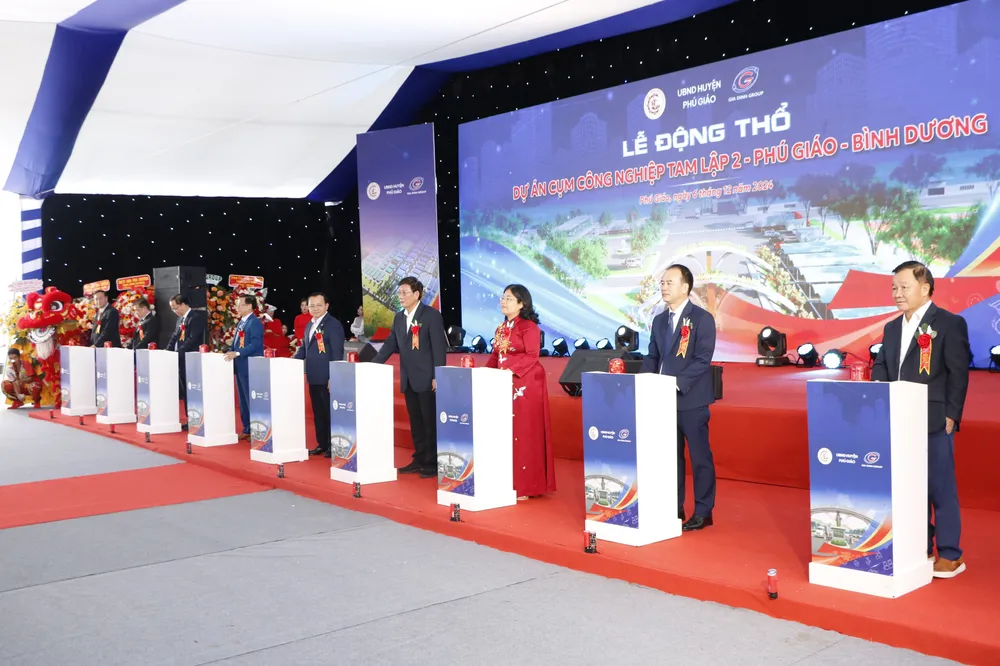 Cụm Công nghiệp (5).JPG