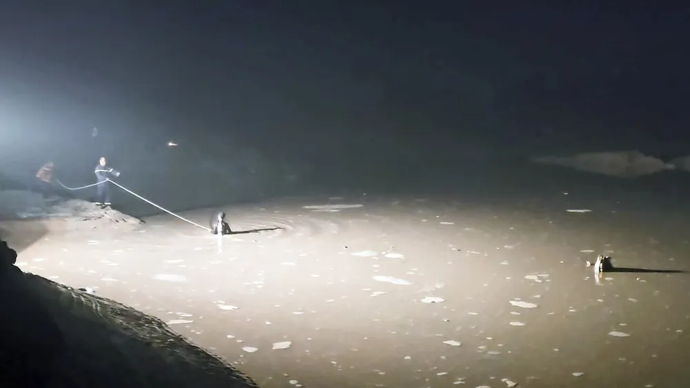 nước cuốn trôi (5).jpg