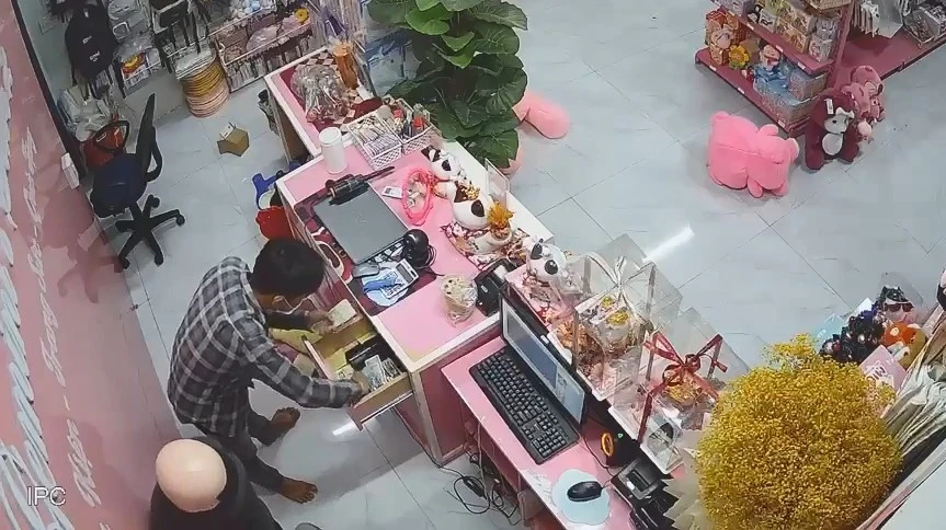 nam thanh niên (2).jpg