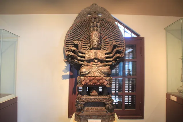 Hiện vật kỳ bí trong Bảo tàng văn hóa Phật giáo đầu tiên của Việt Nam ảnh 6