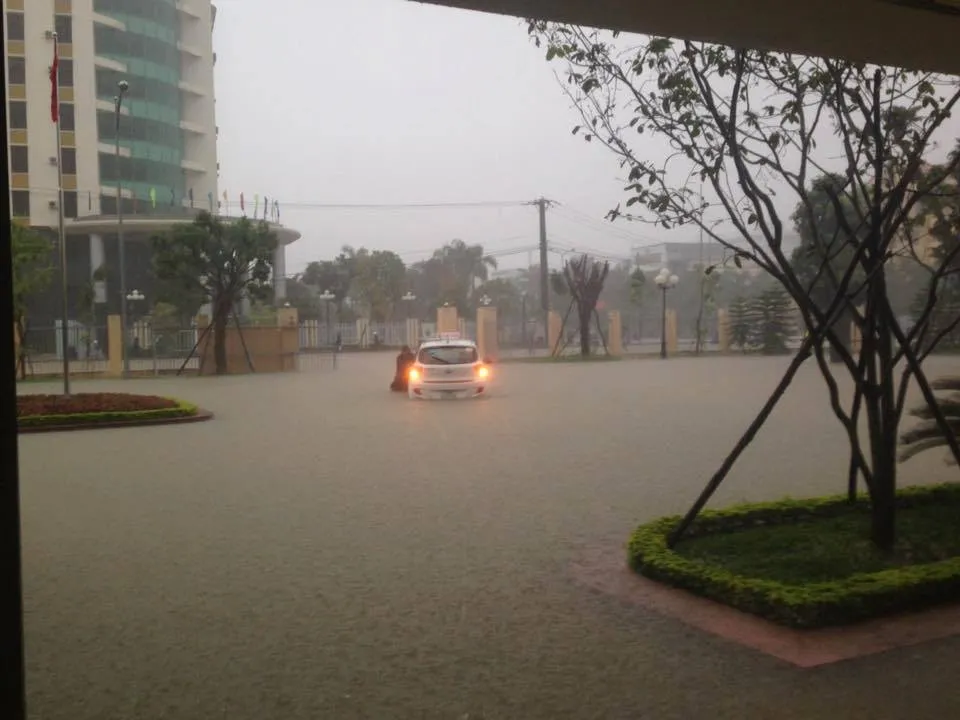 7 người chết và mất tích vì lũ ở miền Trung ảnh 10 7 người chết và mất tích vì lũ ở miền Trung ảnh 10