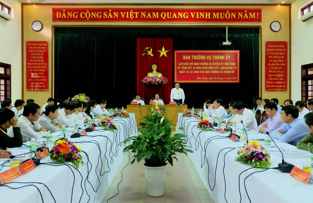 Chủ tịch UBND TP Đà Nẵng Huỳnh Đức Thơ nói về tương lai của TP và huyện Hoà Vang. Ảnh: LÊ PHI.