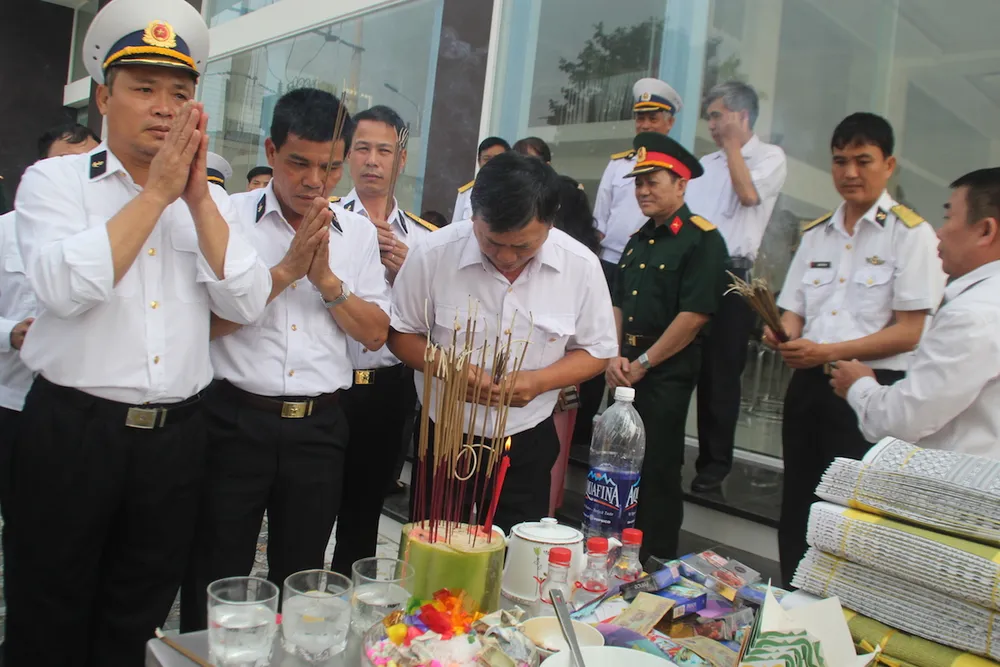 Chiến sĩ Gạc Ma đã khắc tên mình trong lòng Tổ quốc ảnh 4 Chiến sĩ Gạc Ma đã khắc tên mình trong lòng Tổ quốc ảnh 4