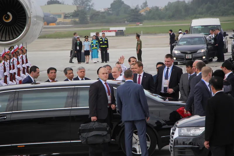 Hình ảnh Tổng thống Nga Putin tại sân bay Đà Nẵng ảnh 5