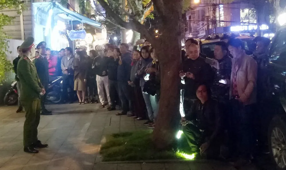 Bộ Công an khám xét nhà ông Vũ 'nhôm' ở Đà Nẵng ảnh 3 Bộ Công an khám xét nhà ông Vũ 'nhôm' ở Đà Nẵng ảnh 3