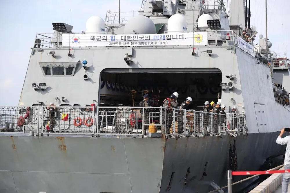 Khu trục hạm Hàn Quốc mang tên lửa hành trình tới Đà Nẵng ảnh 2