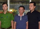 23 con bạc sát phạt trong đồi keo ảnh 2 Phá đường dây đánh bạc tiền tỉ ở Huế
