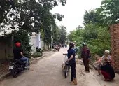 GĐ Trung tâm văn hóa tỉnh Quảng Nam chết trong tư thế treo cổ ảnh 2 Mẹ hoảng loạn khi thấy con trai chết trong tư thế treo cổ