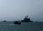 1 tàu ngư dân Đà Nẵng chìm trên biển vì bão số 5