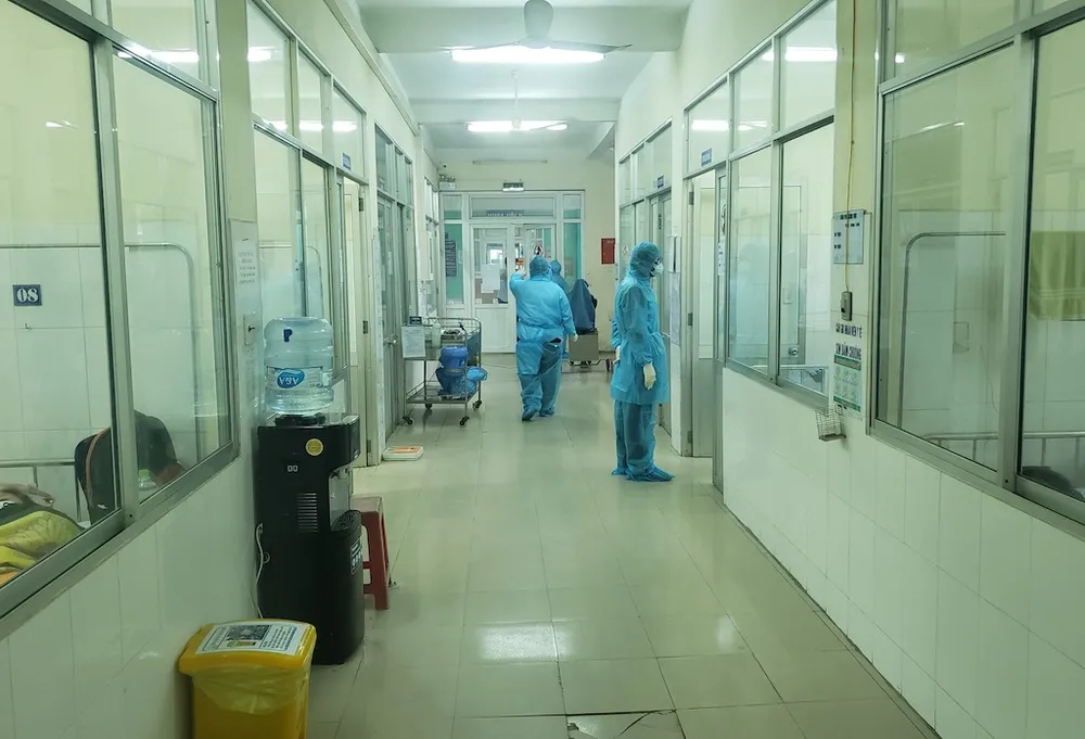 Đà Nẵng: Thêm 2 trường hợp nghi mắc COVID-19 ảnh 1