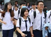 Câu chuyện học sinh đứng giữa nắng và cách làm của Đà Nẵng ảnh 2 Dịch COVID-19: Học sinh TP.HCM tiếp tục nghỉ đến hết 19-4