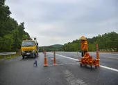Đèo Cả được mời quản lý hầm trên cao tốc La Sơn-Túy Loan ảnh 3 Chùm ảnh: Đường La Sơn - Túy Loan chuẩn bị đưa vào khai thác
