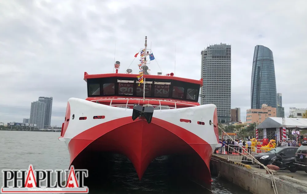 Tàu cao tốc Phú Quốc Express nằm bờ vì gió mùa đông bắc. Ảnh: LÊ PHI. Tàu cao tốc Phú Quốc Express nằm bờ vì gió mùa đông bắc. Ảnh: LÊ PHI.