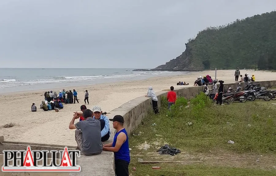 Khu vực biển mà em H tắm và bị nước cuốn trôi (ảnh: người dân cung cấp).