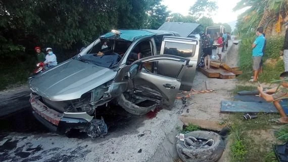 Hiện trường vụ tai nạn. Ảnh: MINH PHONG.