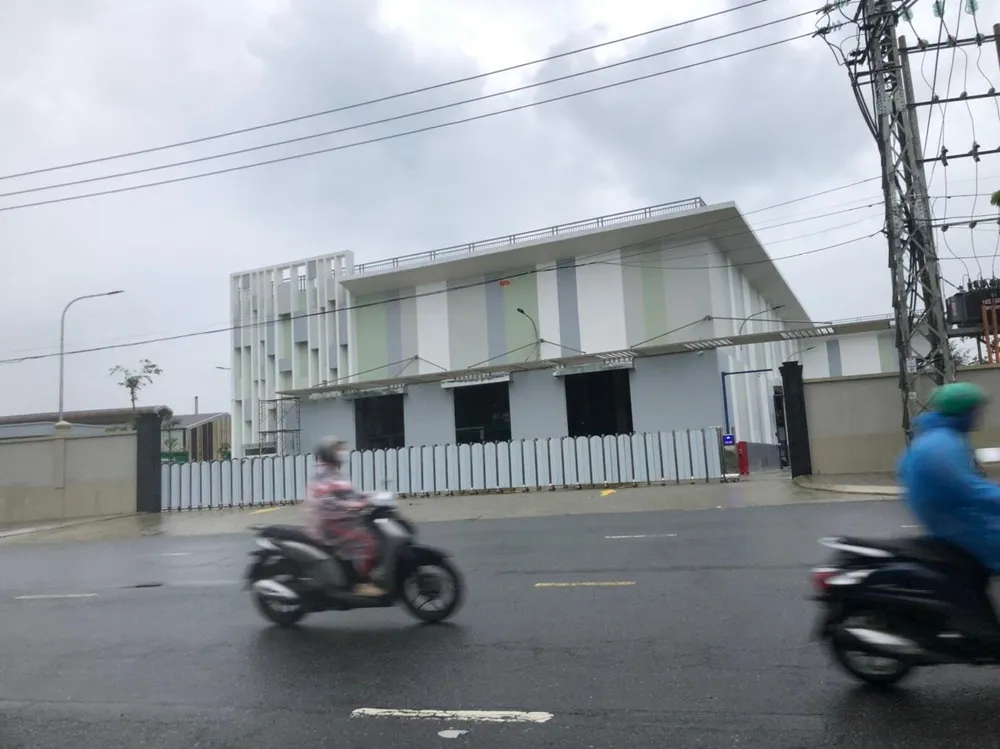 Trạm trung chuyển chất thải rắn sinh hoạt khu vực Sơn Trà chậm tiến độ. Ảnh: NGÔ QUANG.