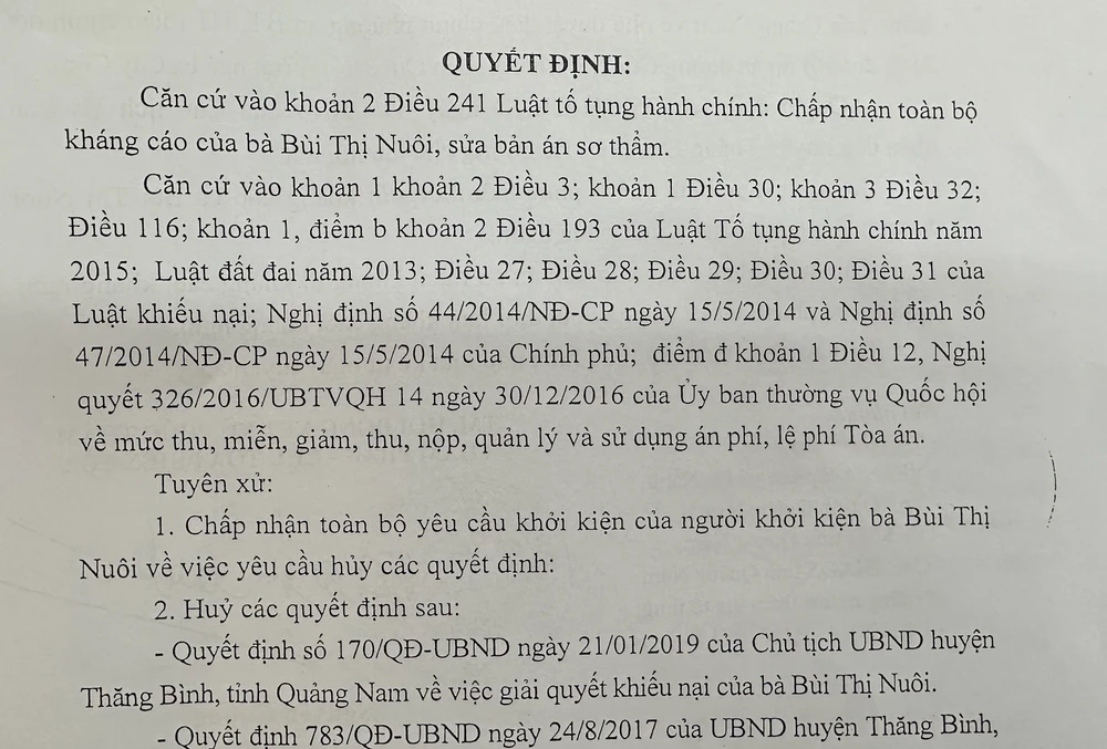 Bản án phúc thẩm chấp nhận toàn bộ yêu cầu khởi kiện của bà Nuôi, tuyên hủy các quyết định của UBND huyện Thăng Bình. Ảnh: HA