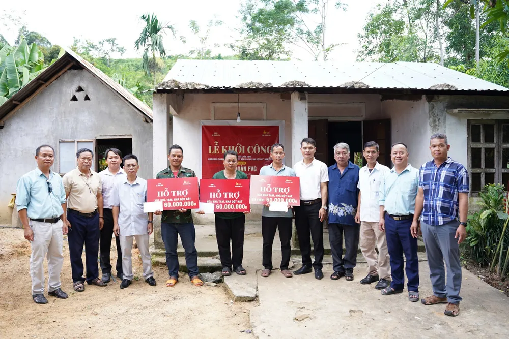 Tập đoàn FVG hỗ trợ xây 10 căn nhà mới cho bà con để chung tay xóa nhà tạm, nhà dột nát tại TP Đà Nẵng. Xóa nhà tạm