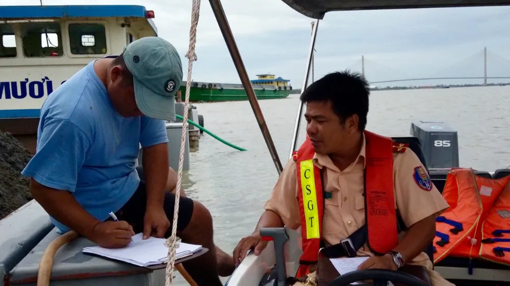 Cần Thơ, phát hiện hàng trăm khối cát không rõ nguồn gốc ảnh 1