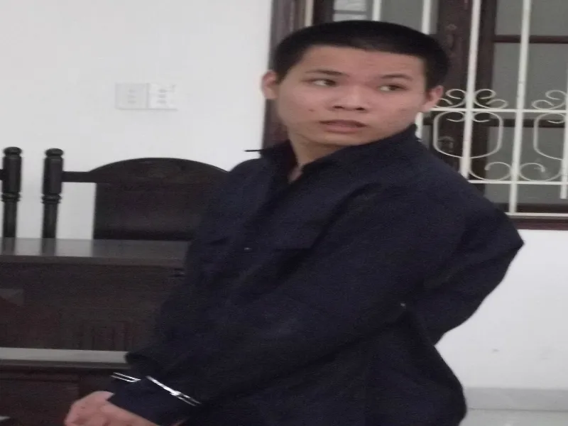 Đi làm công quả ở chùa rồi hiếp dâm luôn bé gái 7 tuổi