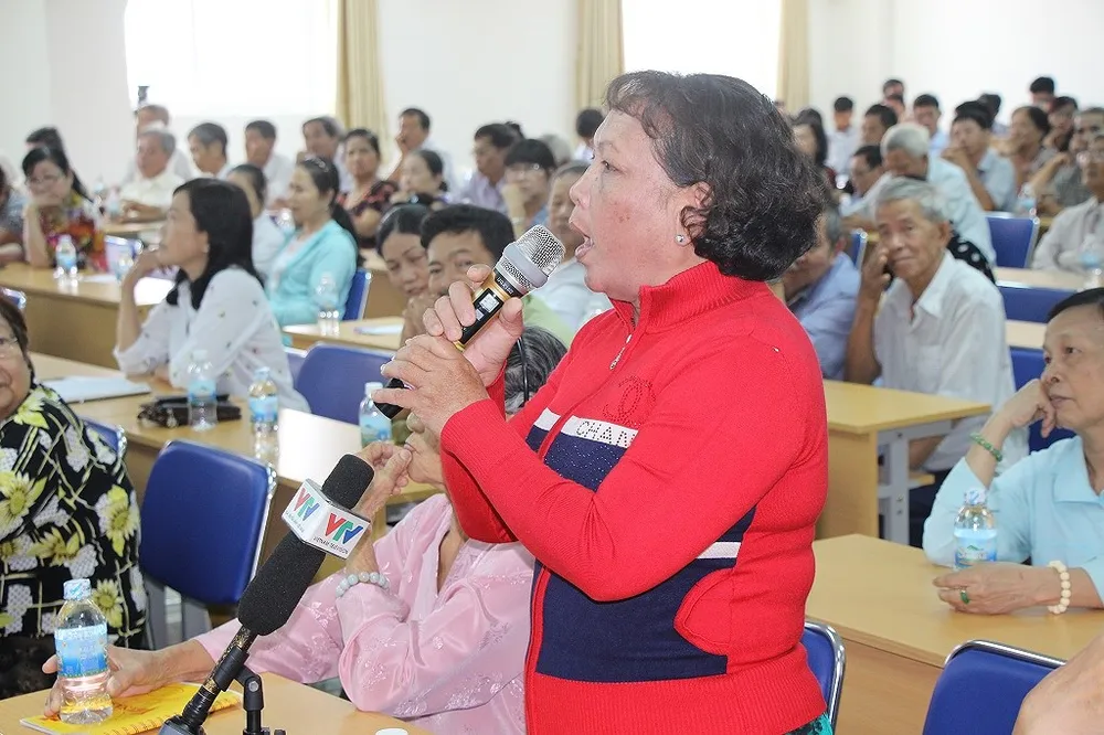 Chủ tịch QH: Xem xét chính sách cho người đóng BHYT liên tục ảnh 2 Chủ tịch QH: Xem xét chính sách cho người đóng BHYT liên tục ảnh 2