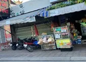 Chủ tịch Vĩnh Long nói về việc vận động hỗ trợ người lao động xa quê ảnh 1 Người bán vé số, lao động tự do ở Vĩnh Long được hỗ trợ do bị ảnh hưởng COVID-19