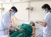 Nối bàn tay bị chém đứt lìa không cần chỉ khâu cho thiếu niên 17 tuổi ảnh 3 Kíp mổ mất 6 giờ để nối bàn tay đứt lìa của nạn nhân bị chém ở Bình Dương