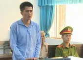 2 mẹ con đang in tiền giả thì bị công an bắt quả tang ảnh 1 Ngồi tù vì mua hàng bằng tiền giả