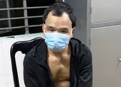 Khởi tố thêm 7 người đánh Trưởng công an xã giải vây cho con bạc ảnh 2 Nam thanh niên tông chốt kiểm dịch, đánh công an
