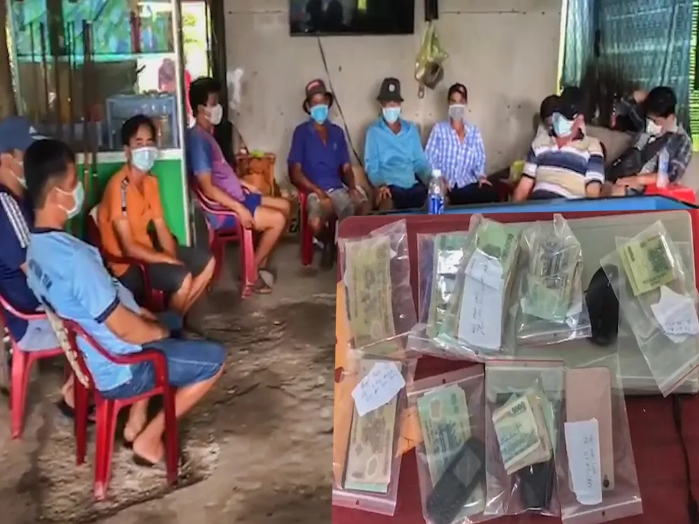 Nhóm người tham gia đá gà qua mạng bị bắt quả tang. Ảnh: CACC