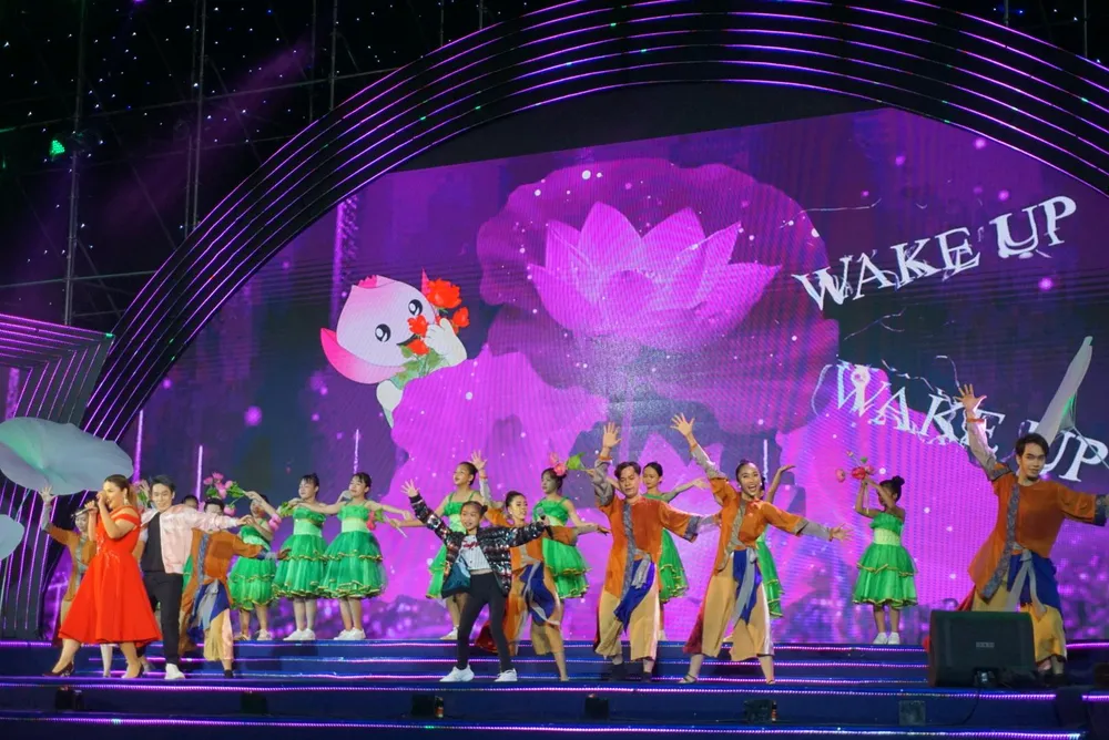 Chương trình nghệ thuật khai mạc Lễ Hội Sen Đồng Tháp lần I