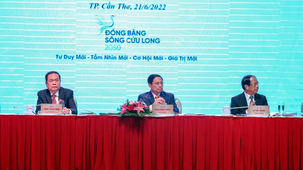 Thủ tướng Chính Phủ Phạm Minh Chính dự và chủ trì Hội nghị công bố quy hoạch và xúc tiến đầu tư vùng ĐBSCL thời kỳ 2021-2030. Ảnh: CHÂU ANH