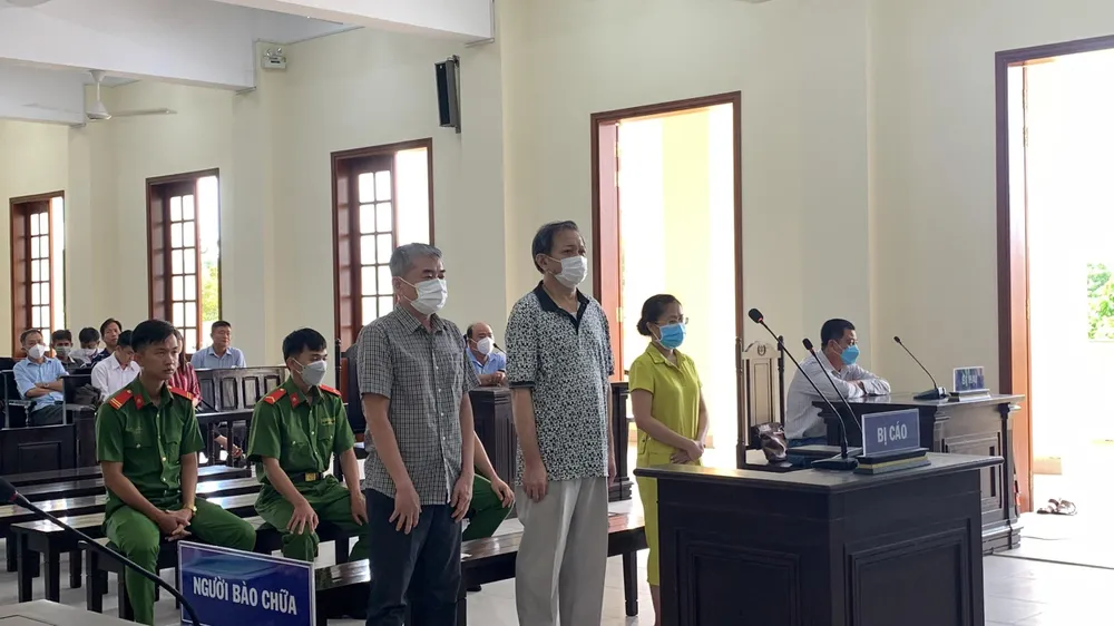 Các bị cáo tại tòa. Ảnh: HD