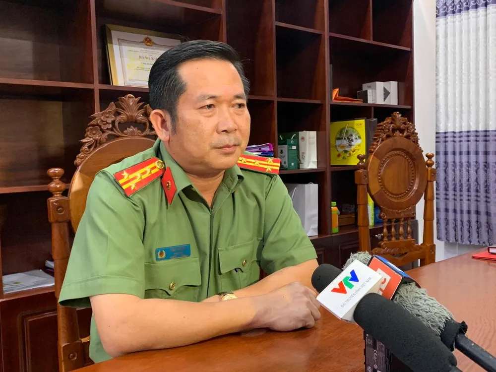 Đại tá Đinh Văn Nơi - Giám đốc Công an tỉnh An Giang trả lời báo chí về vụ việc. Ảnh: HD Đại tá Đinh Văn Nơi - Giám đốc Công an tỉnh An Giang trả lời báo chí về vụ việc. Ảnh: HD