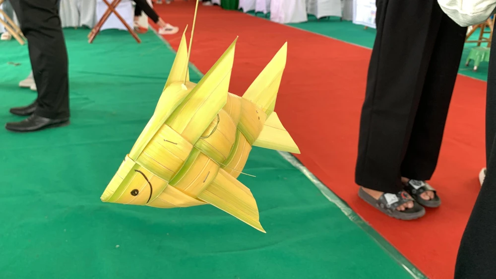 ... đến chú cá dễ