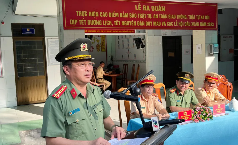 Công an an giang ra quân trấn áp tội phạm