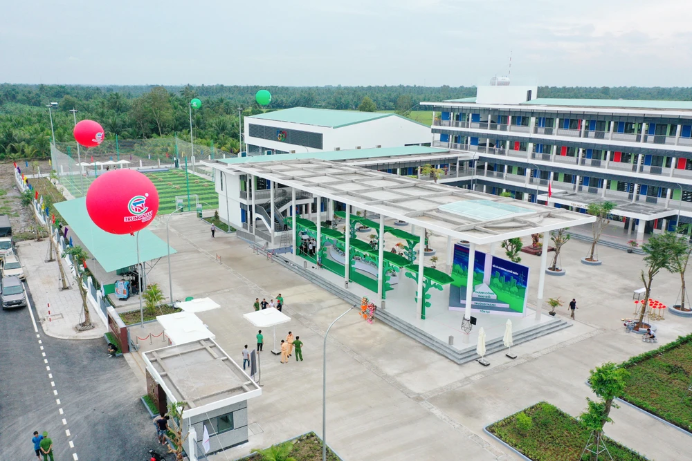 Trường THPT Nguyễn Hiếu Tự