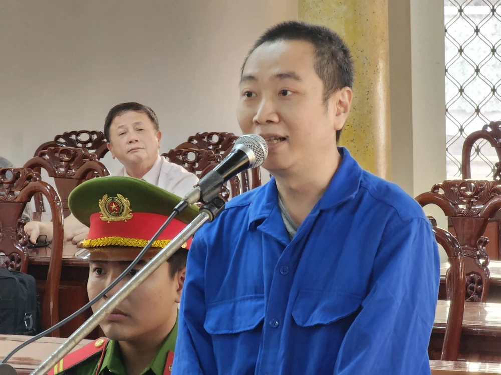 buôn lậu 51kg vàng