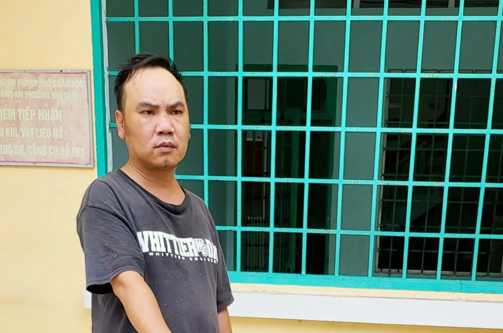 giả danh công an giả danh công an