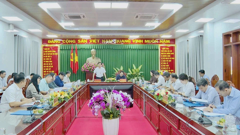 uỷ ban kiểm tra trung ương làm việc trà vinh