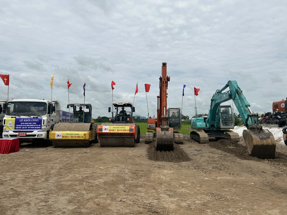 Lễ khởi công cao tốc Châu Đốc - Cần Thơ - Sóc Trăng